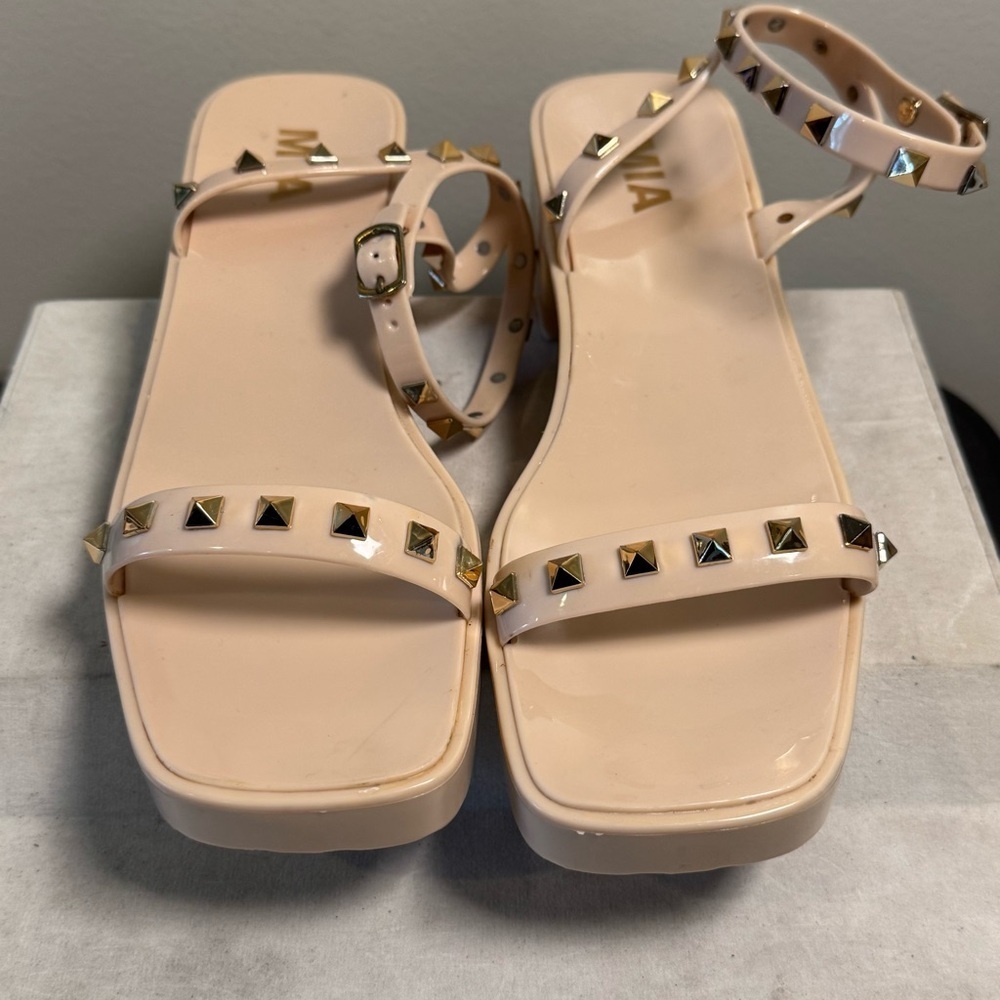 Mia jelly sandals women, size 8, NWOT , studded, nude - Picture 8 of 10